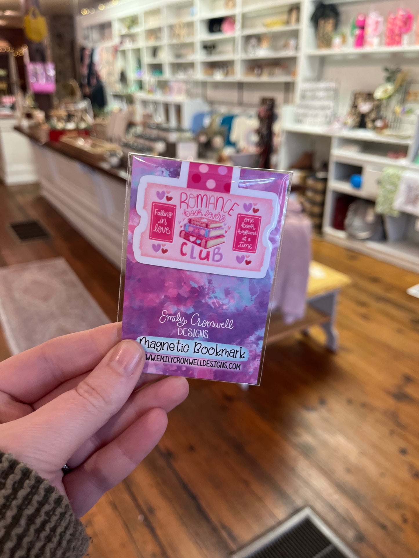 Romance Book Lover's Club | Magnetic Bookmark