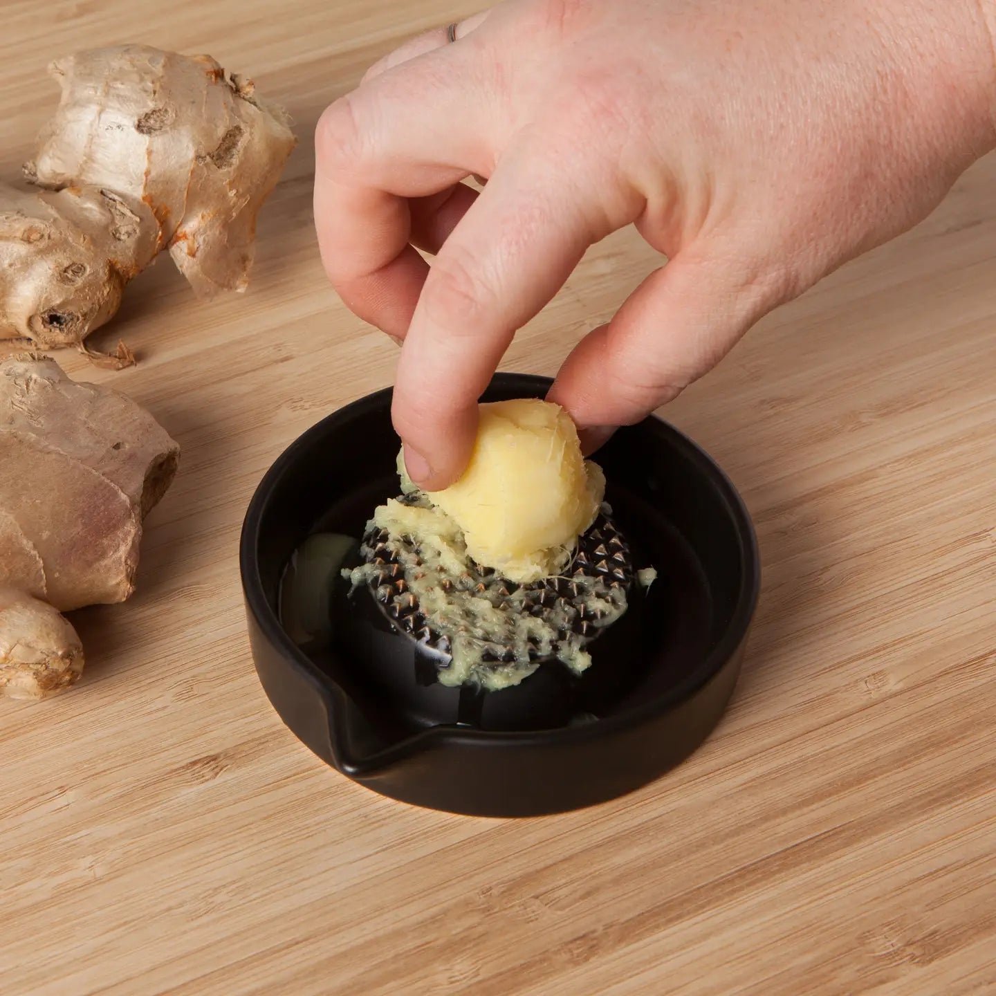Matte Black Garlic + Ginger Grater