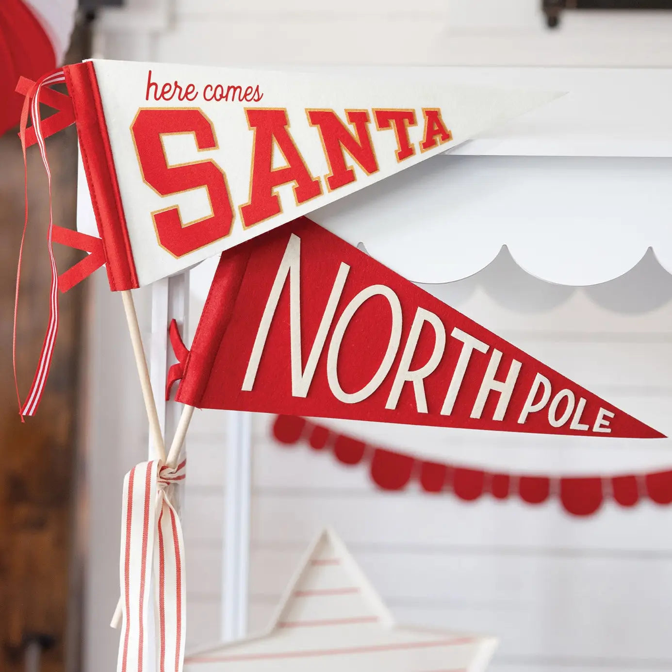 Here Comes Santa Claus Felt Pennant Flag