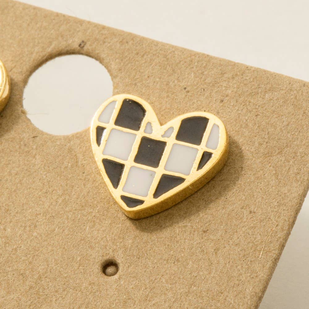 Checkered Heart Stud Earrings | GOLD