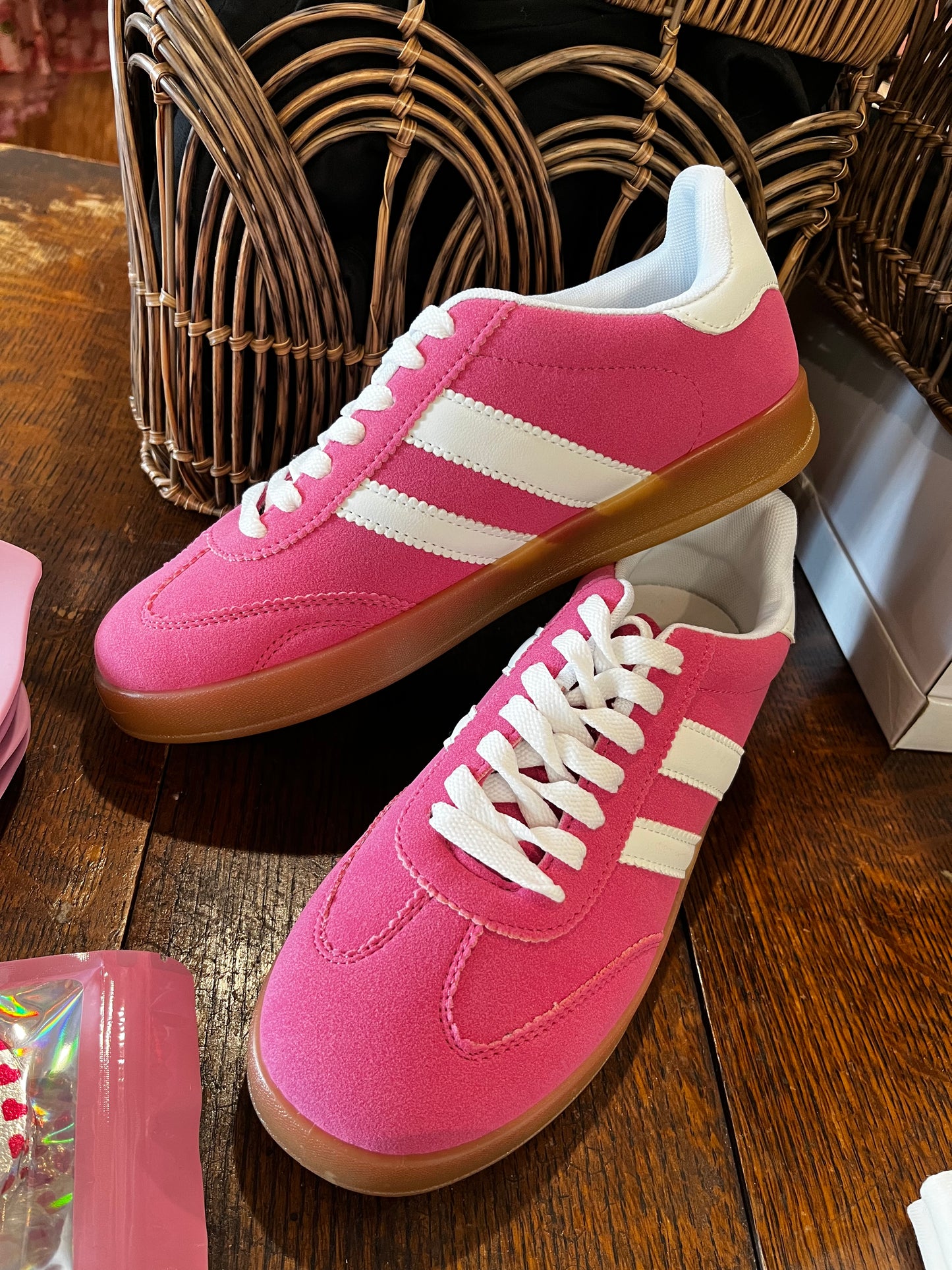 Kel Suede Sneaker
