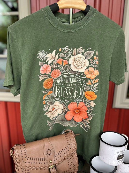 Proverbs 31:28 Mom Tee