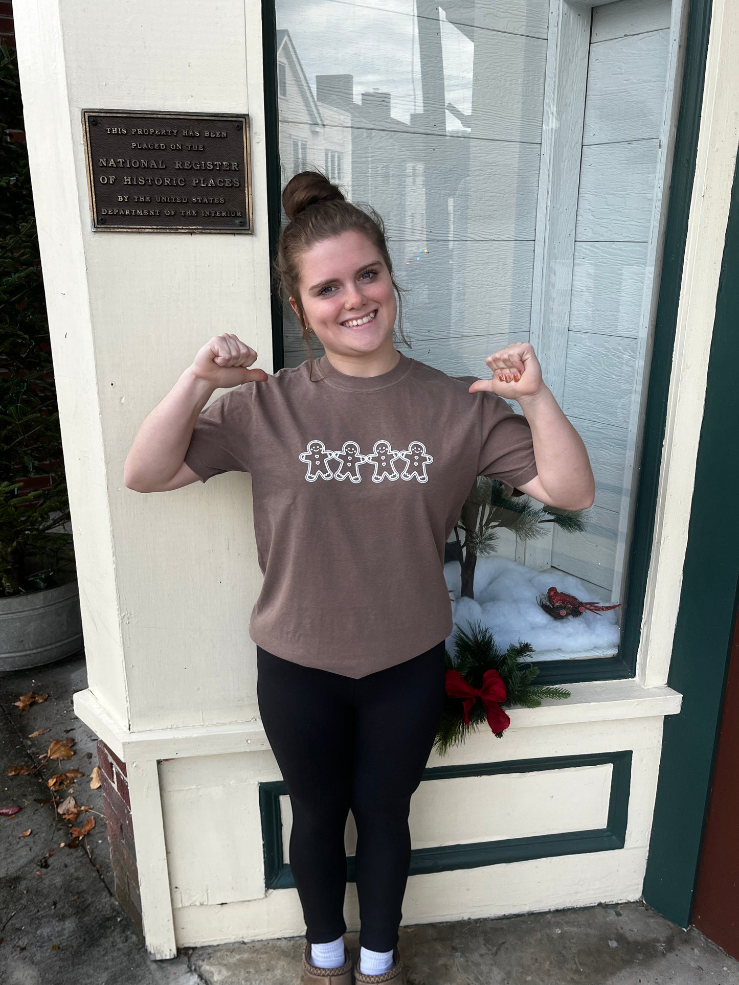 Gingerbread Puff Tee