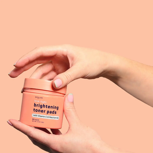 Love + Light Brightening Toner Pads | SKINCARE