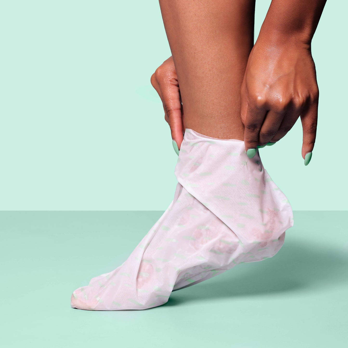Comfort Zone Soothing Foot Mask with Shea Butter & Tea Tree | Spa Life