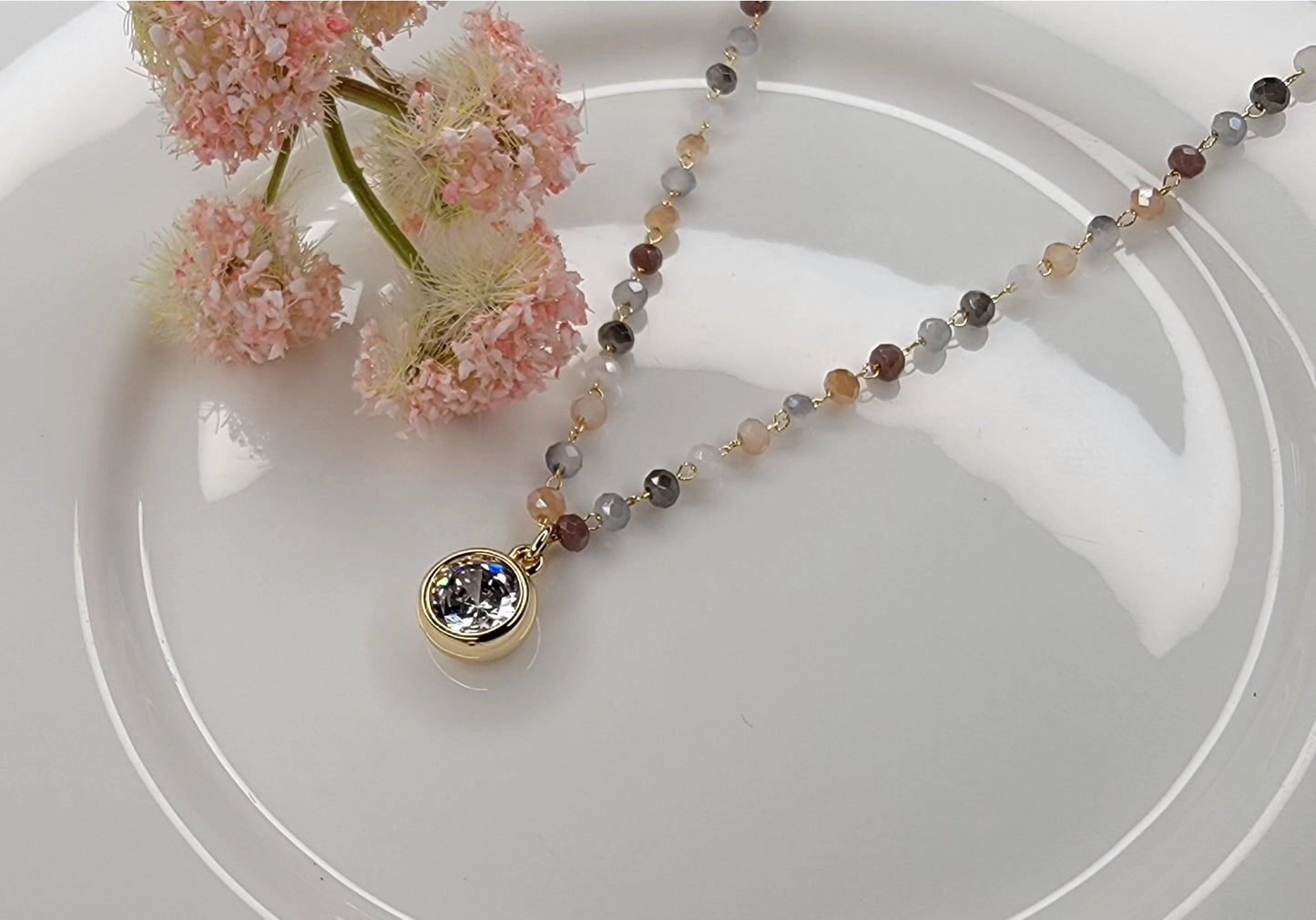 Rae Necklace